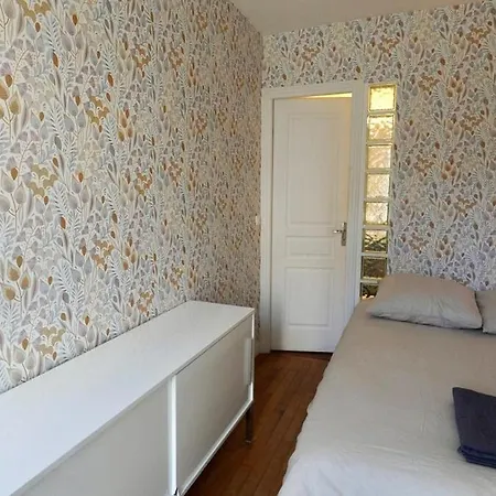 Apartamento 11 Chic Sunny Flat At Montorgeuil *