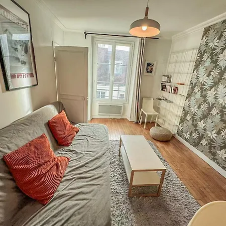 11 Chic Sunny Flat At Montorgeuil Apartament