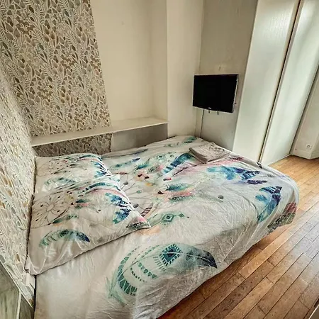 11 Chic Sunny Flat At Montorgeuil Paryż